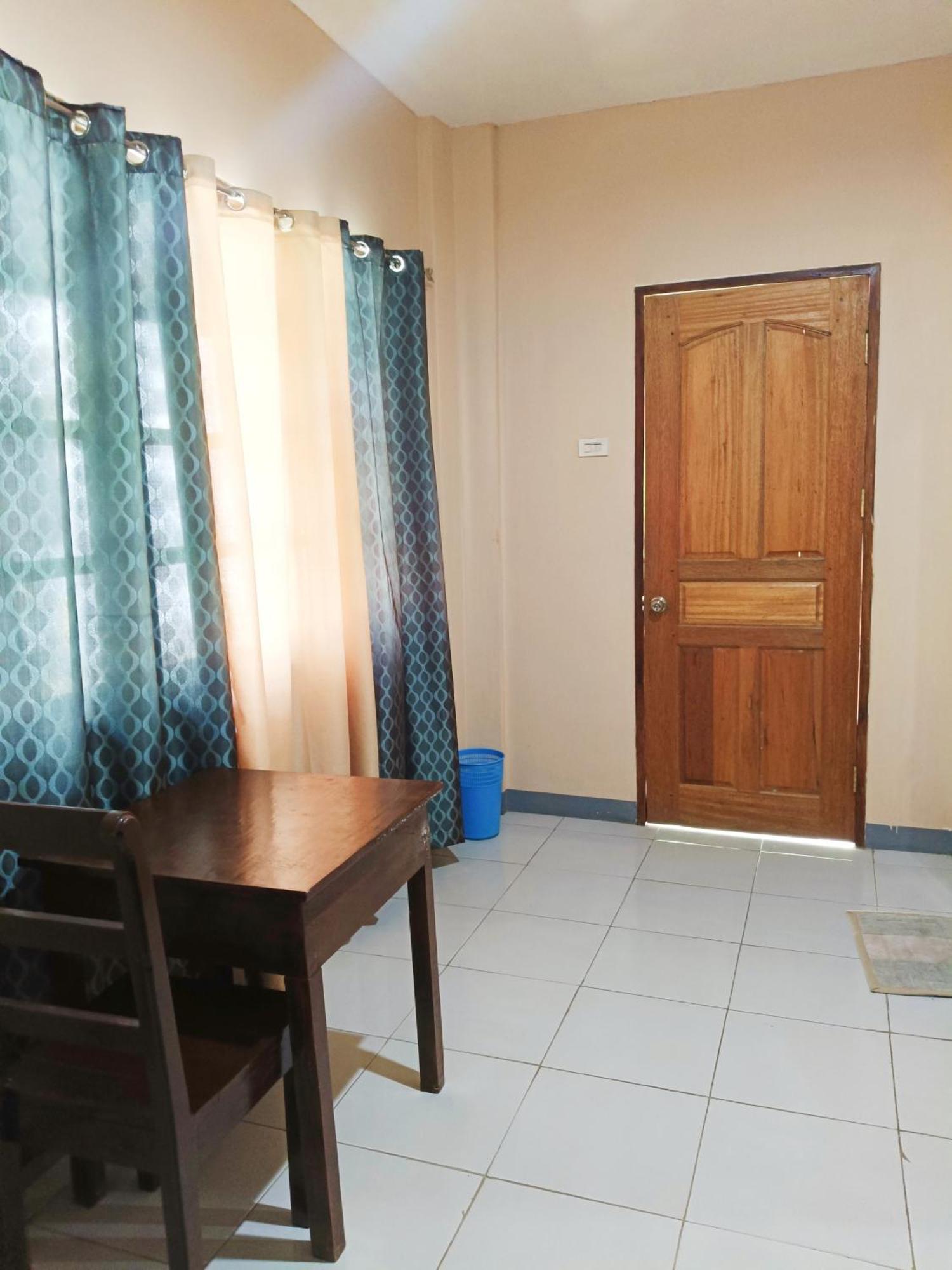 James Homestay Siquijor Oda fotoğraf